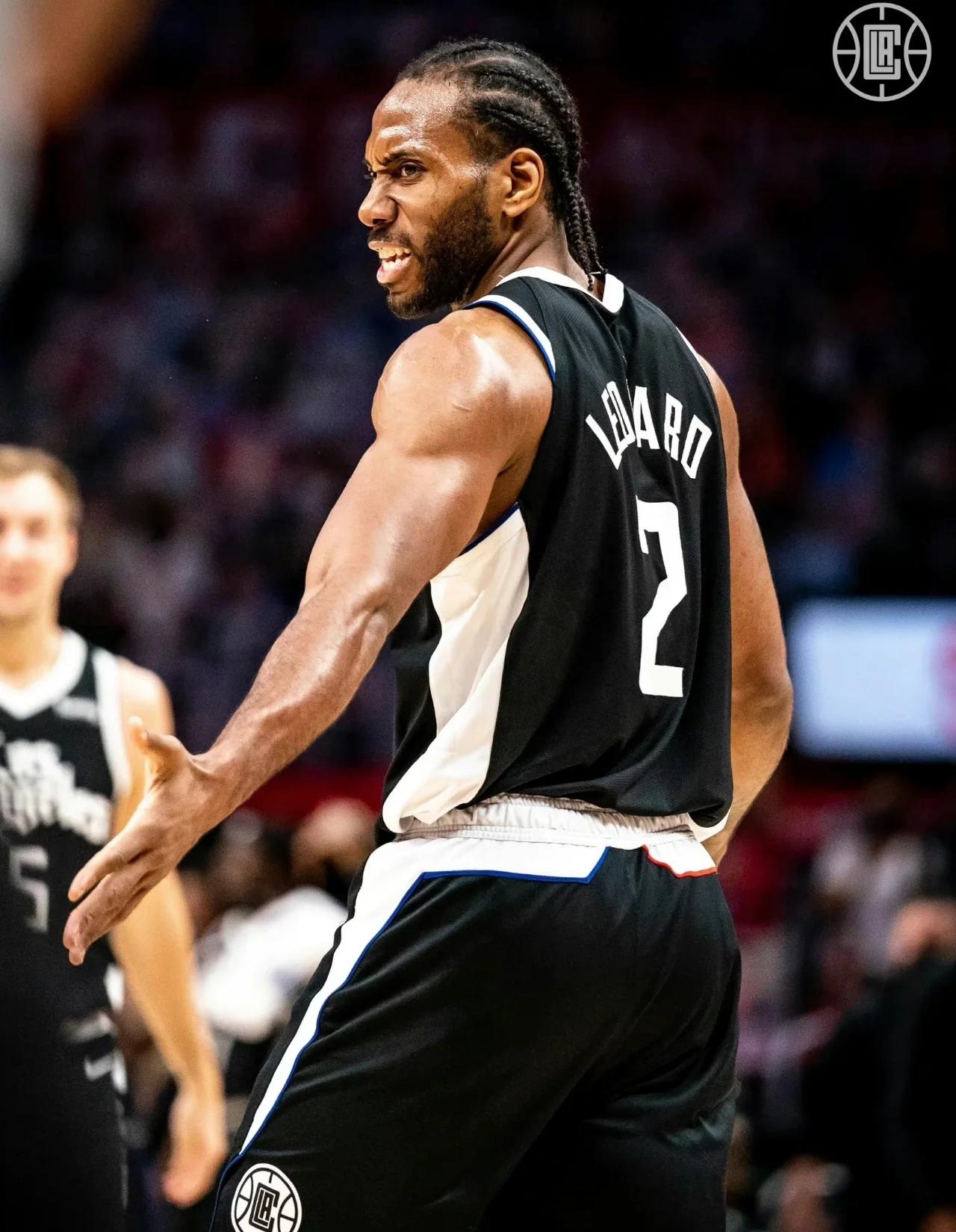 在更衣室丢失价值32万欧的财物，科贝：土耳其队已找回失物