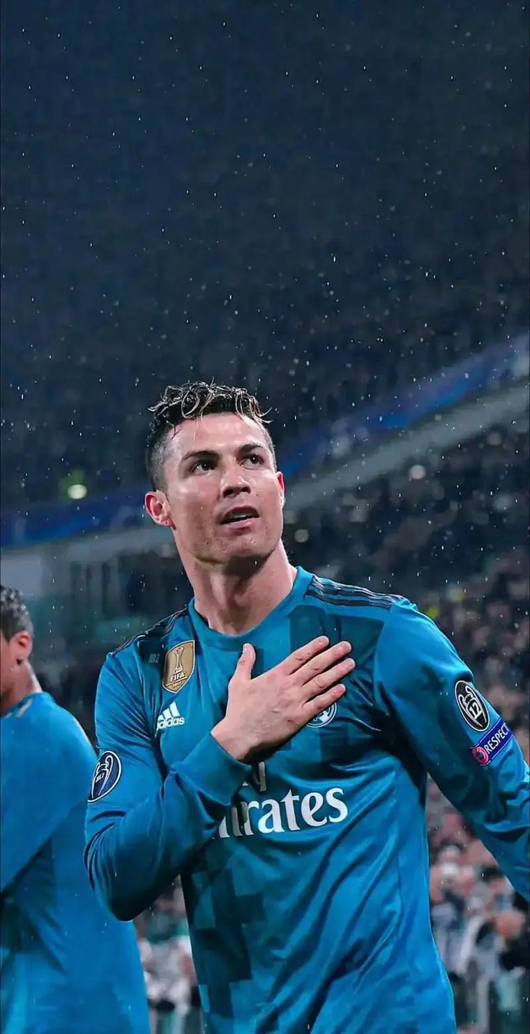 官方：费内巴切签下前狼队后卫塞梅多，双方签约两年