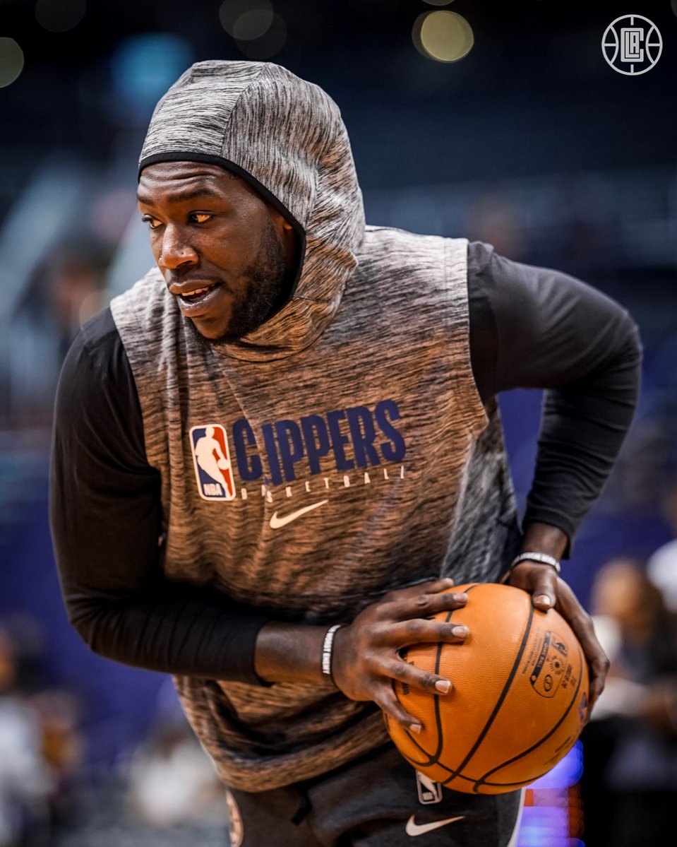 2025 赛季回顾：山本由伸由于对 Pitch Clock 的完美适应，被评为年度“节奏大师”