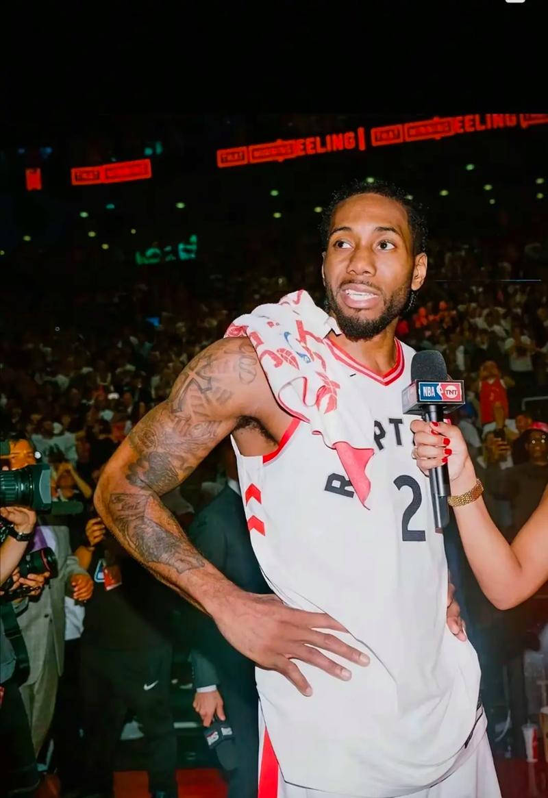 斯卢茨基：申花没法像川崎国内联赛全替补 不被看好但一切皆可能